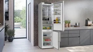 Siemens KG39NAIAU, Free-standing fridge-freezer with freezer at bottom