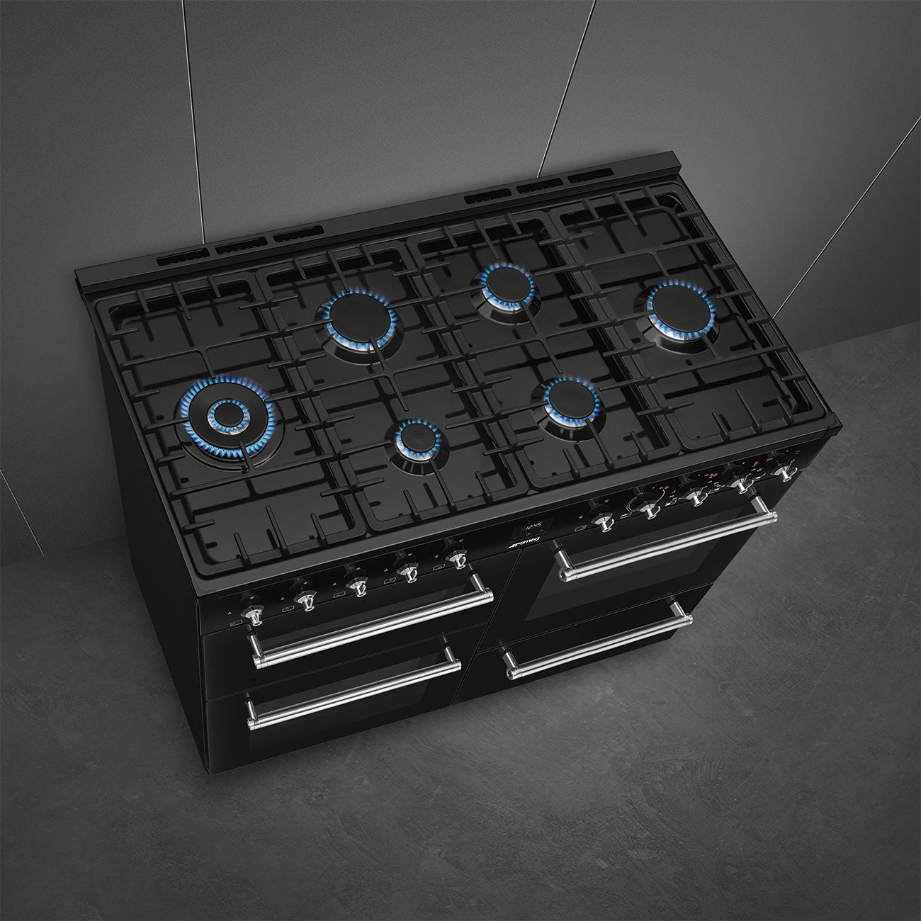 *DISPLAY MODEL* Smeg CX113GMBL Classic 110cm Dual Fuel Range Cooker - Black