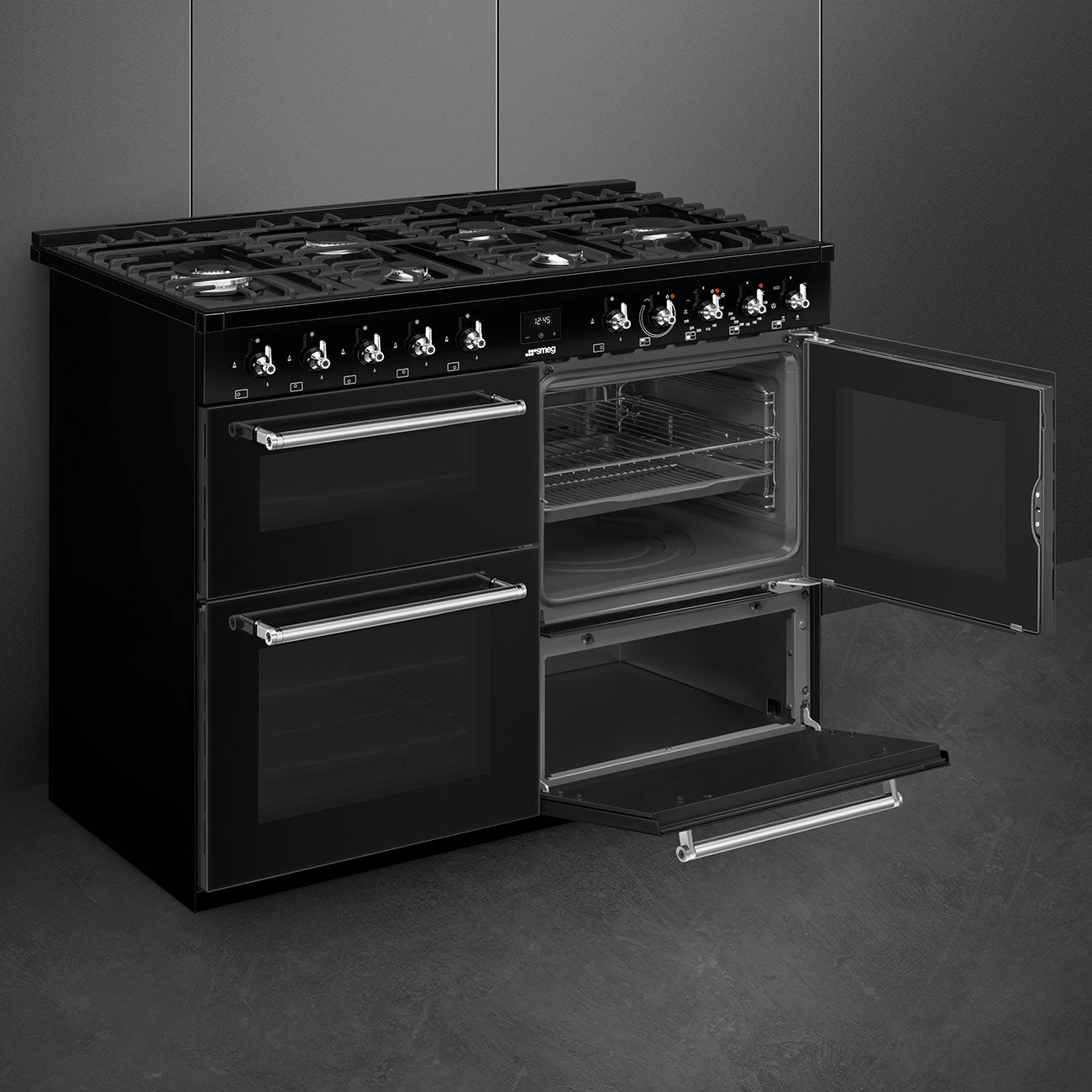 *DISPLAY MODEL* Smeg CX113GMBL Classic 110cm Dual Fuel Range Cooker - Black