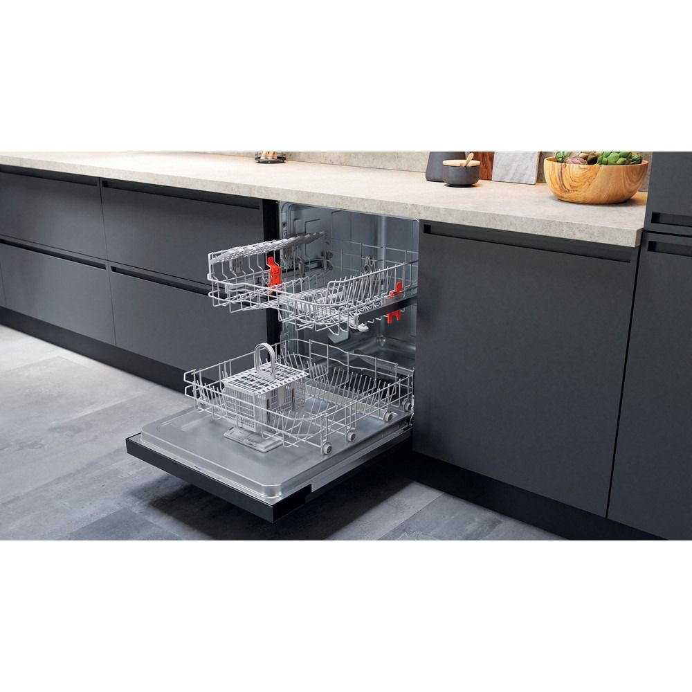 Hotpoint H3B L626 X UK Semi Integrated Dishwasher