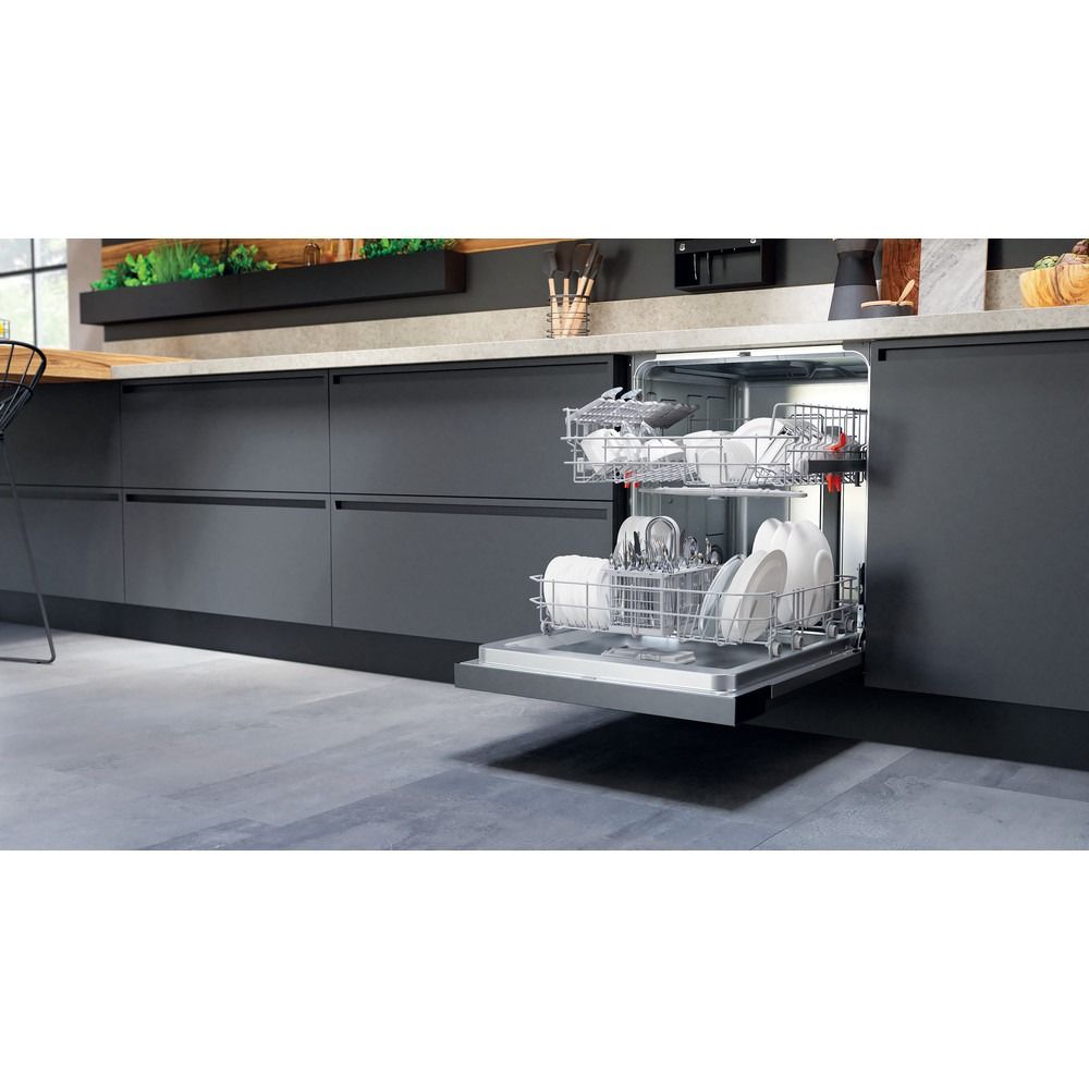Hotpoint H3B L626 X UK Semi Integrated Dishwasher