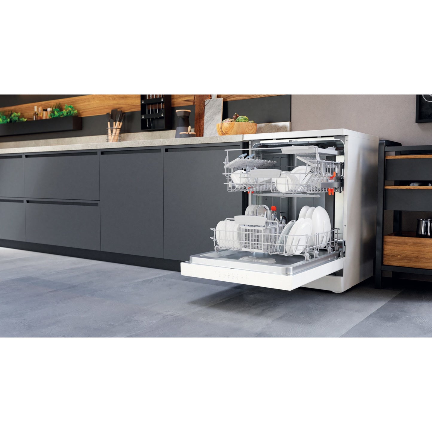 Hotpoint HFC 3C26 W C UK Dishwasher - White