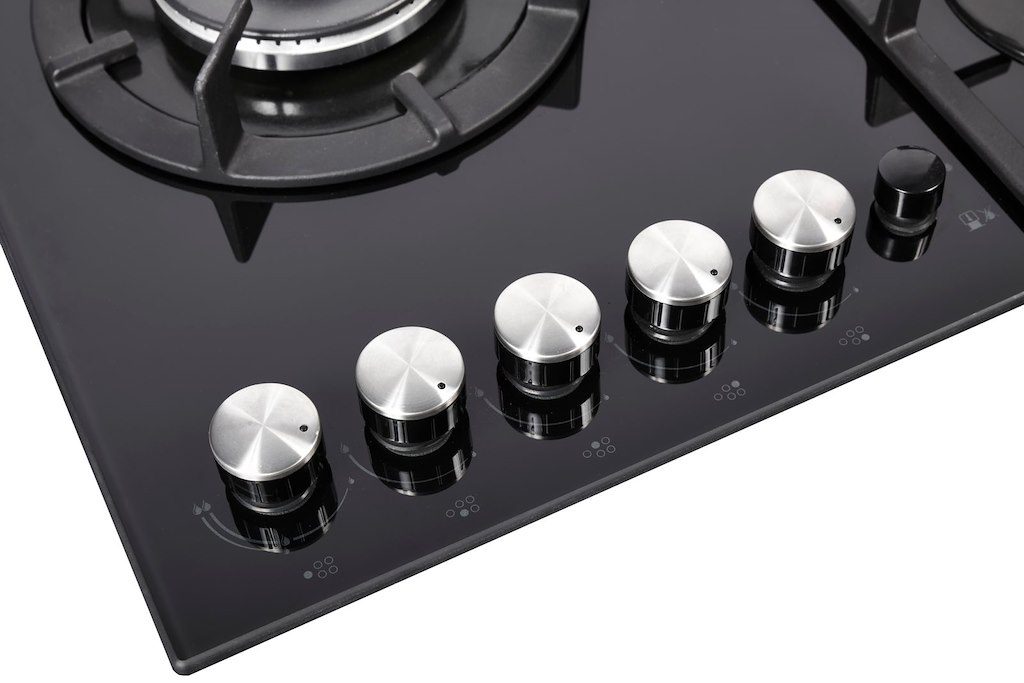 NordMende HGX903BGL 90cm Gas Hob with Cast Iron Pan Supports and Side Wok Burner Black Glass