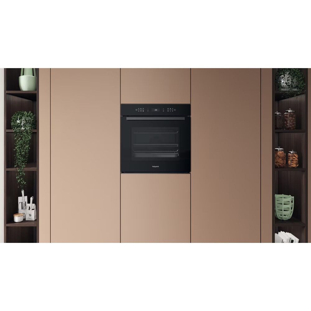 Hotpoint HOI68PT1SBUK Built In Pyrolytic Single Oven - Black
