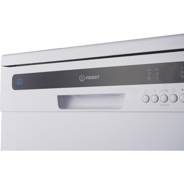 Indesit IN2FE13CNO7W 60cm Freestanding Dishwasher - White