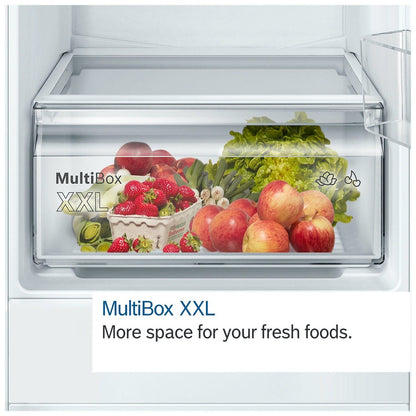 Bosch KIN86NSE0G, Built-in fridge freezer with freezer at bottom