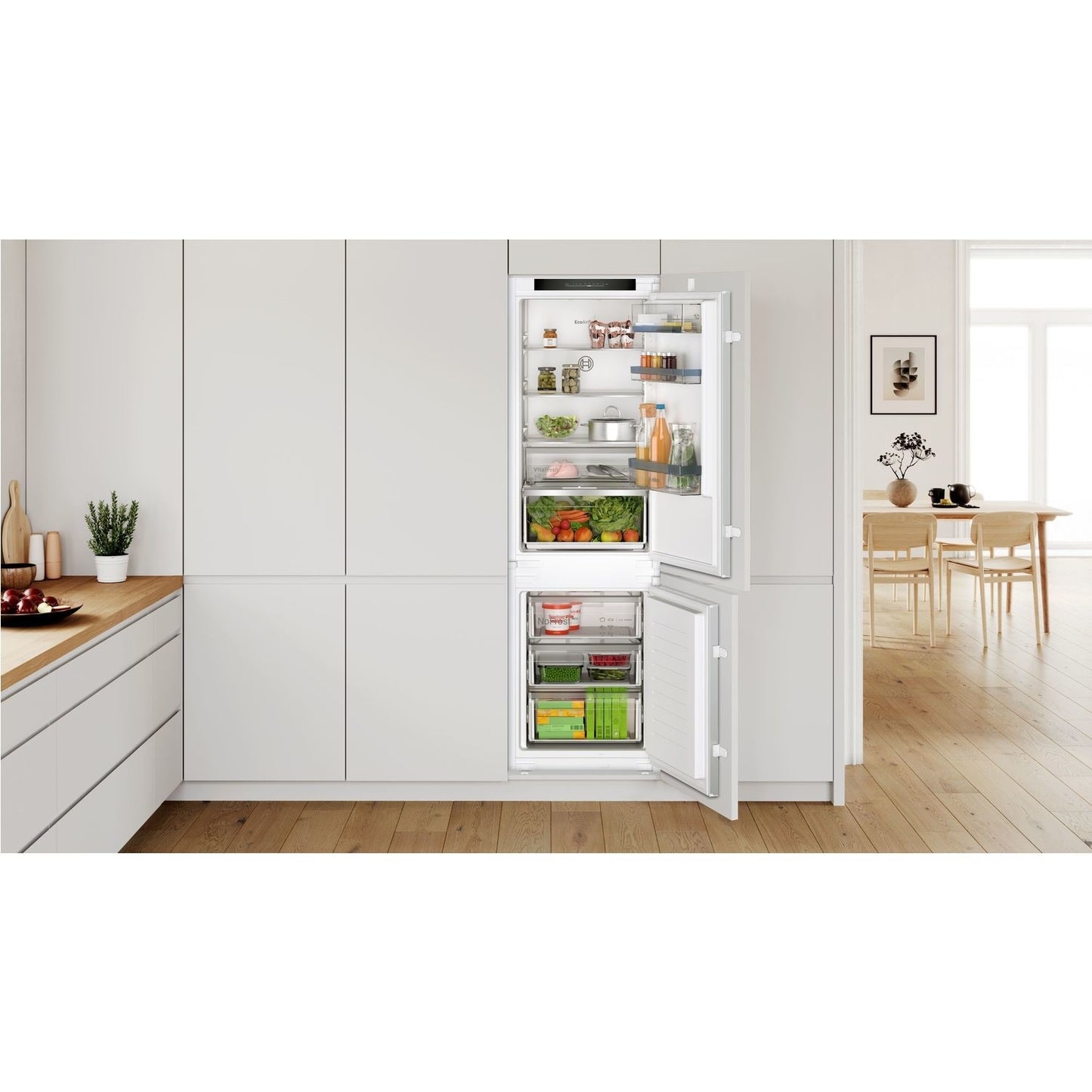 Bosch KIN86VSE0G Series 4 60/40 Integrated Fridge Freezer