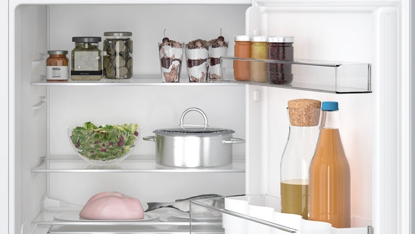 Bosch KUR21VFE0G Series 4 60cm Integrated Built Under Larder Fridge