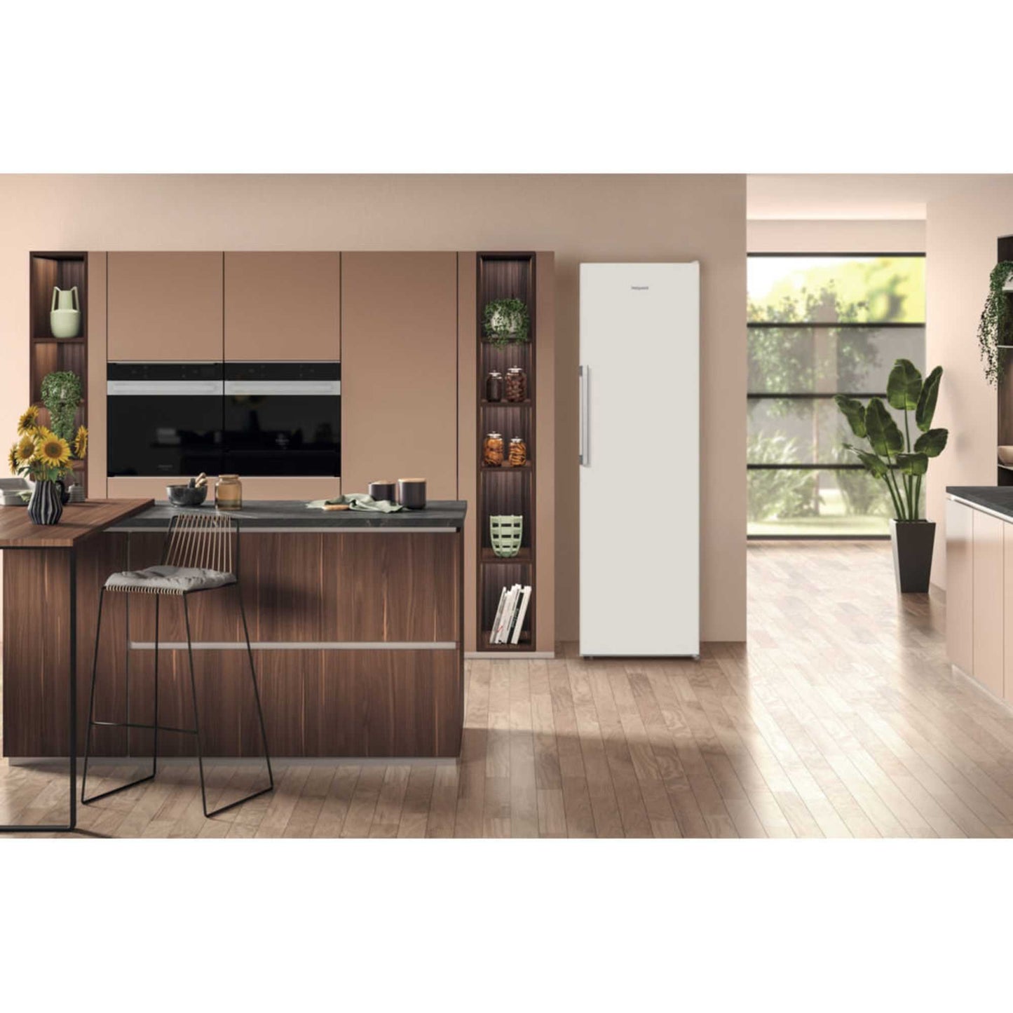 Hotpoint SH8 A2Q WRD UK Tall Larder Fridge - White