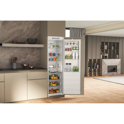 Whirlpool WHSD18A033C1 306 Litre Integrated Fridge - White
