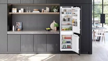 Siemens KI86NVFE0G/UK 60/40 Frost Free Integrated Fridge Freezer