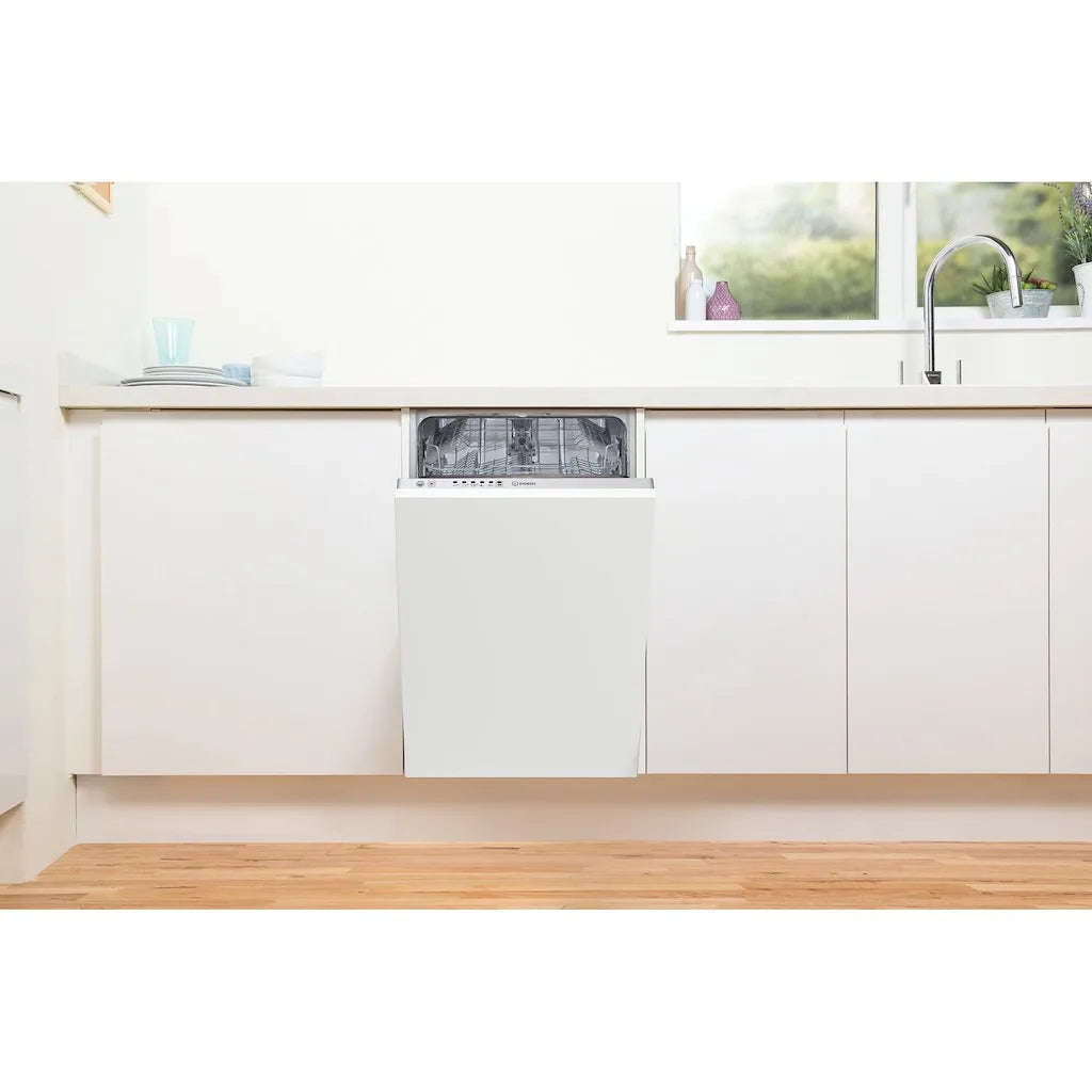 Indesit DI9E 2B10 UK Slimline Integrated Dishwasher
